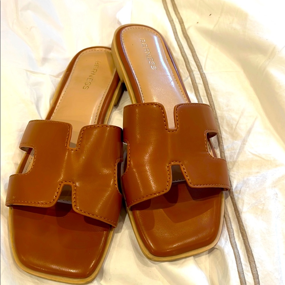 Women's Brown Slide Sandals size 9